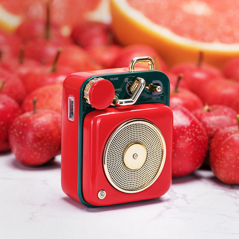 Retro small speaker car mini speaker Retro small speaker car mini speaker